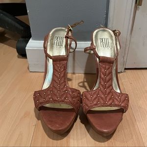 Pelle mode heels